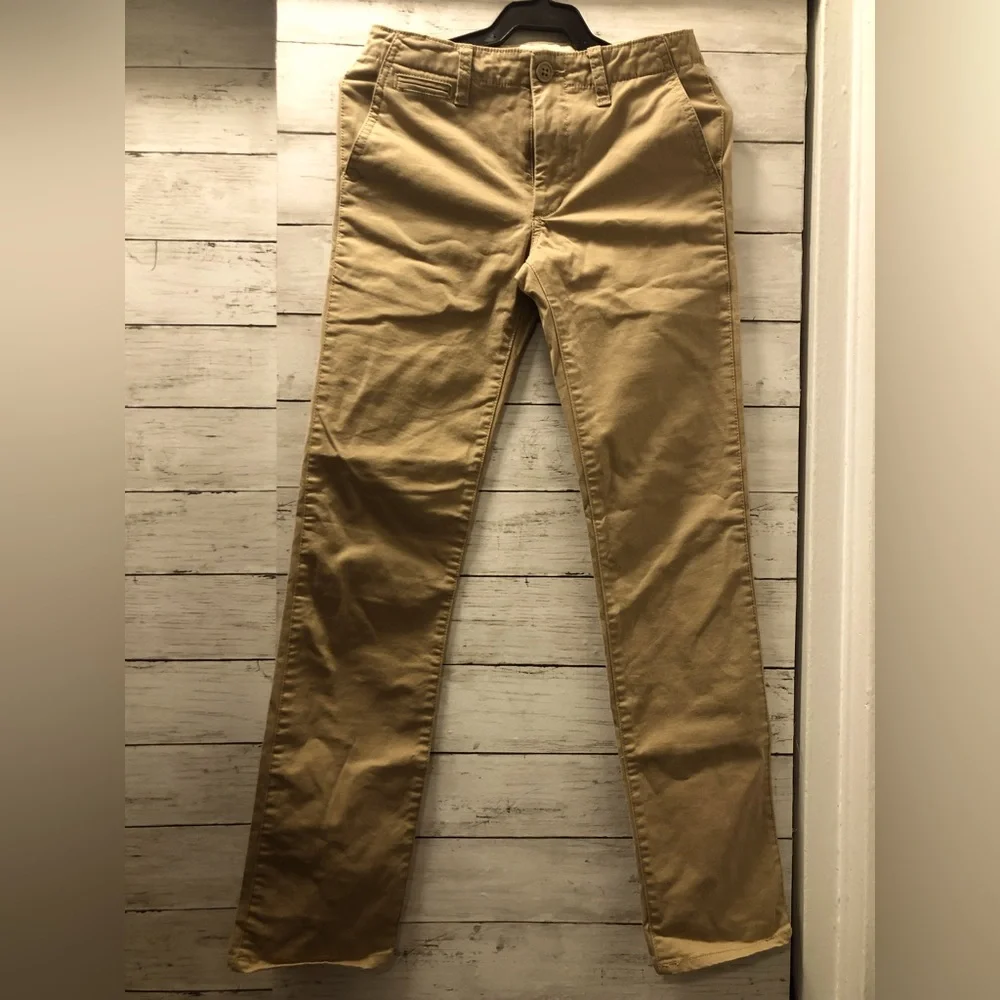 GAP uniform Lived-In Khakis 16